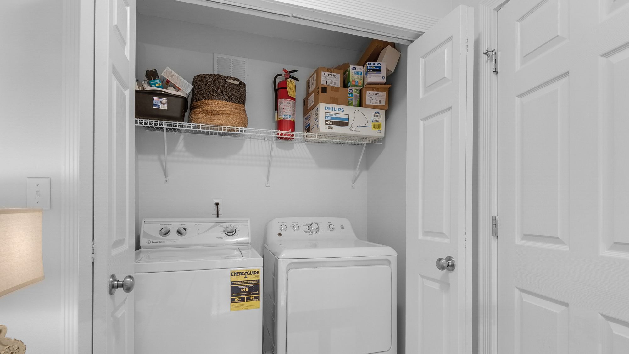 La Pointe 2nd Floor Laundry