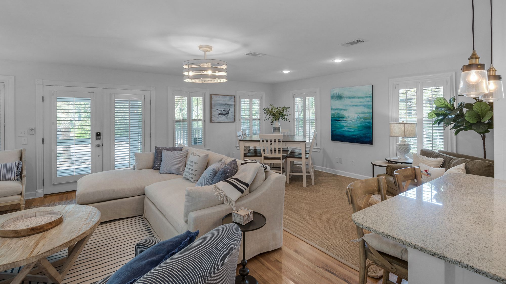 La Pointe Living Area