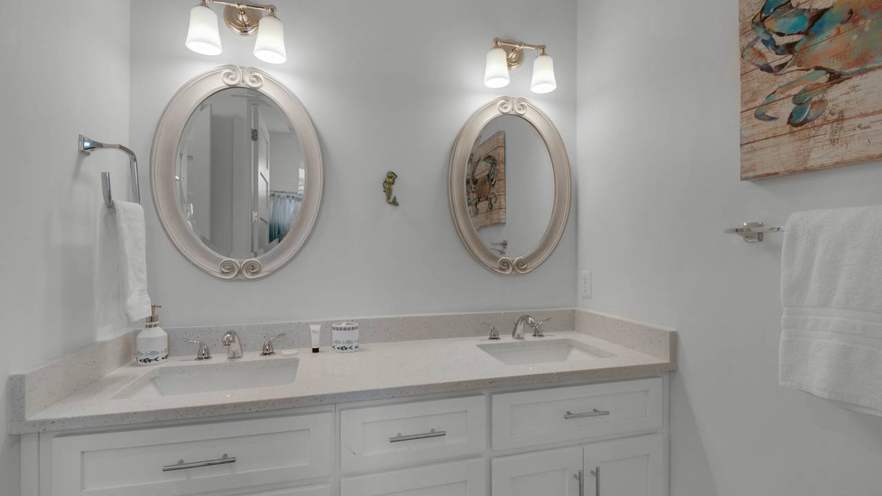 Grayton Grateful Grayton Grateful