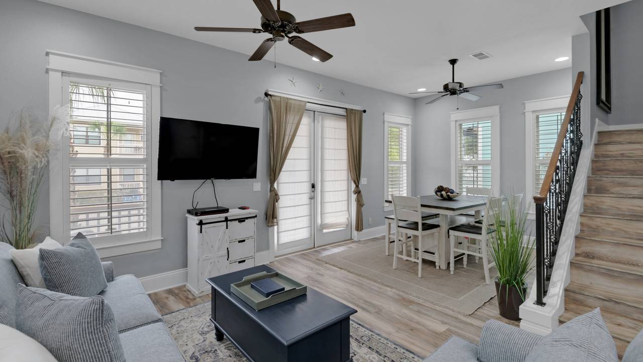 Breeze Living Room Breeze Living Room