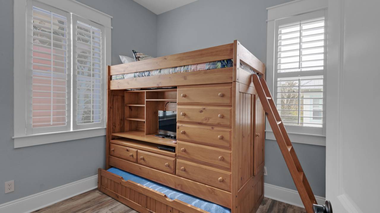 Breeze Bedroom 3 Breeze Bedroom 3