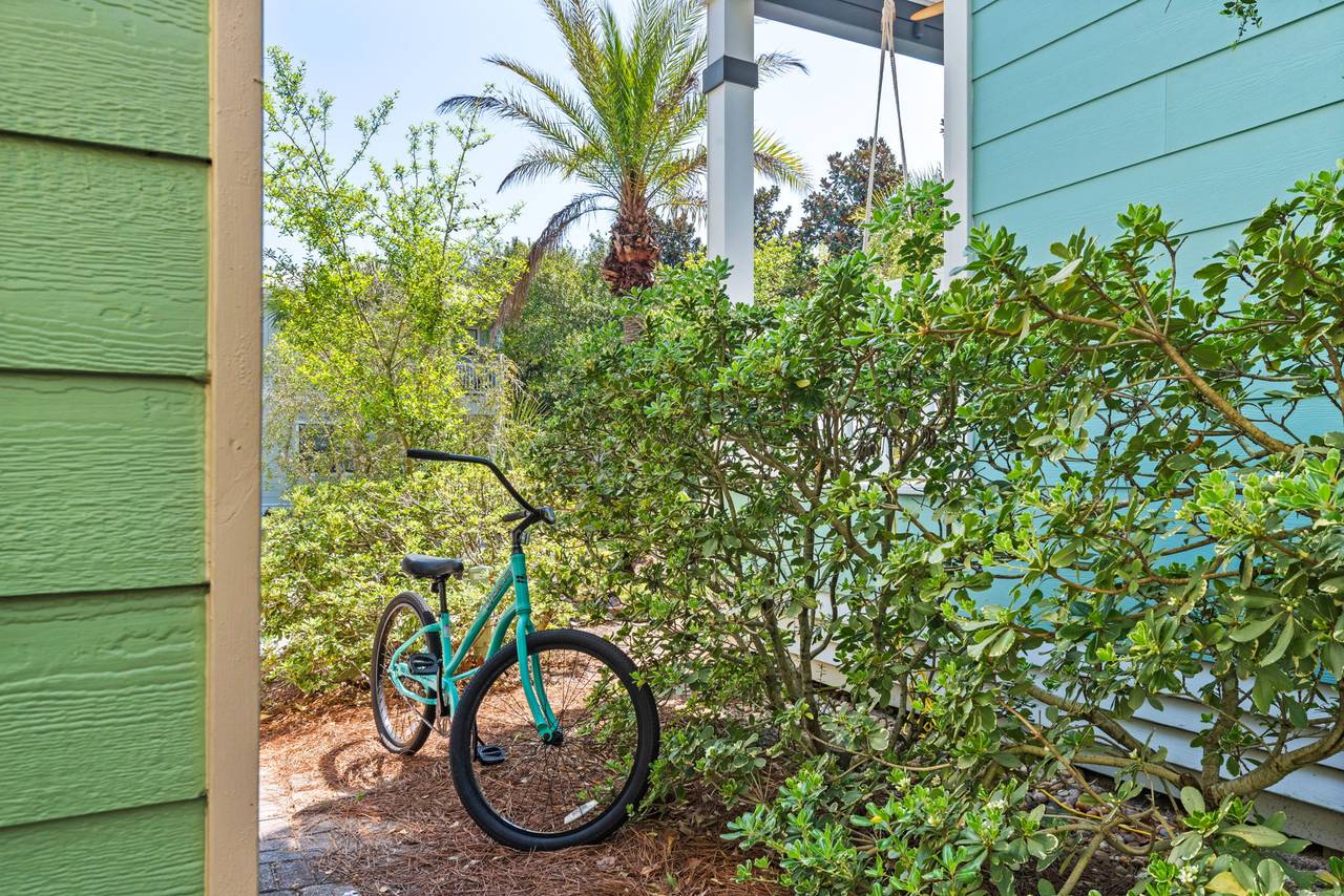 BREEZE - Exterior BREEZE - Exterior