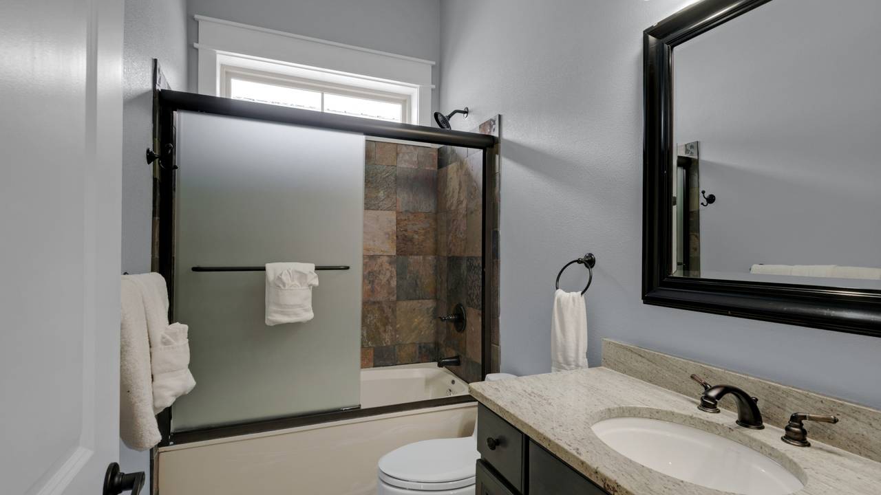 Breeze Upstairs Bathroom Breeze Upstairs Bathroom