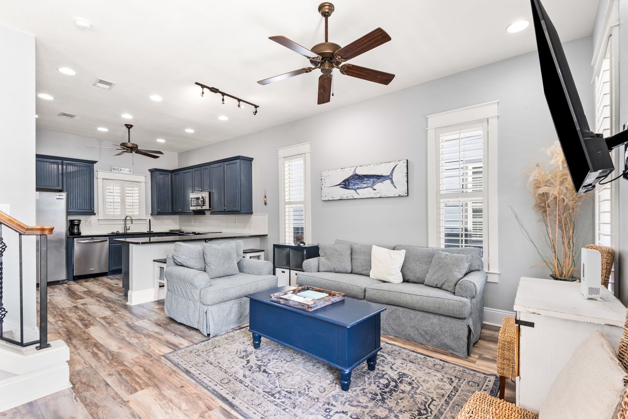 BREEZE - Living area