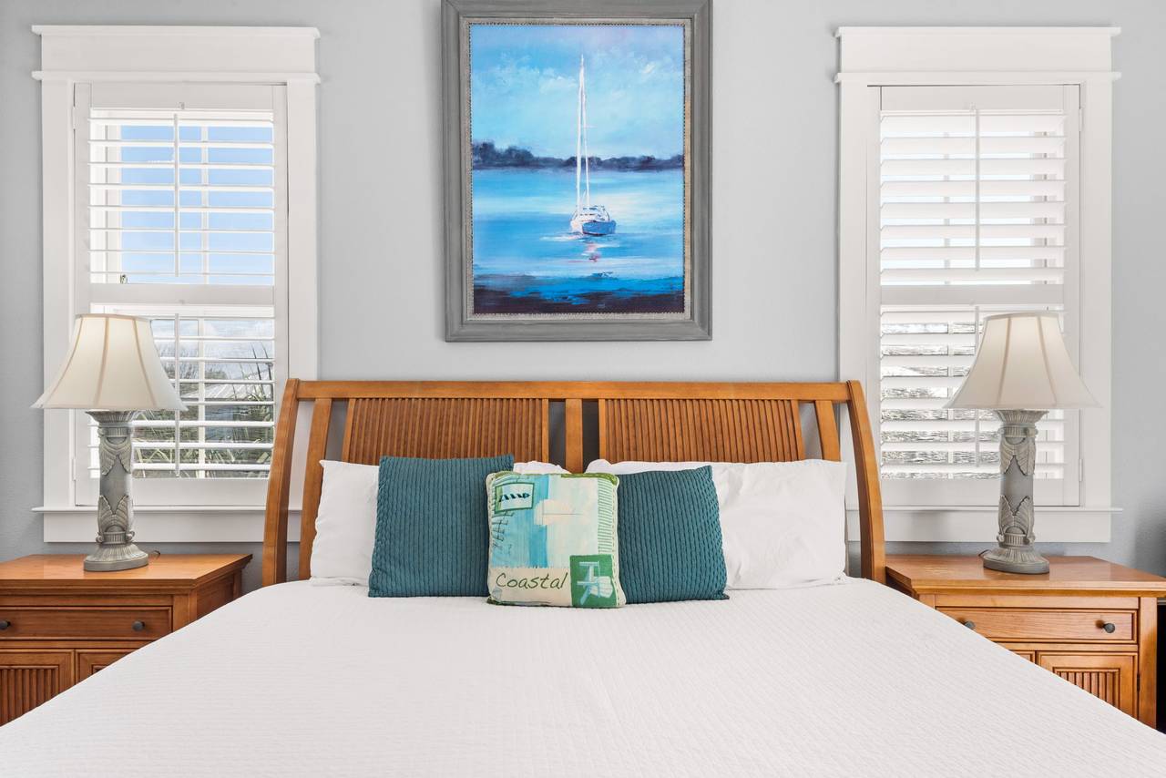 BREEZE - Master Bedroom BREEZE - Master Bedroom