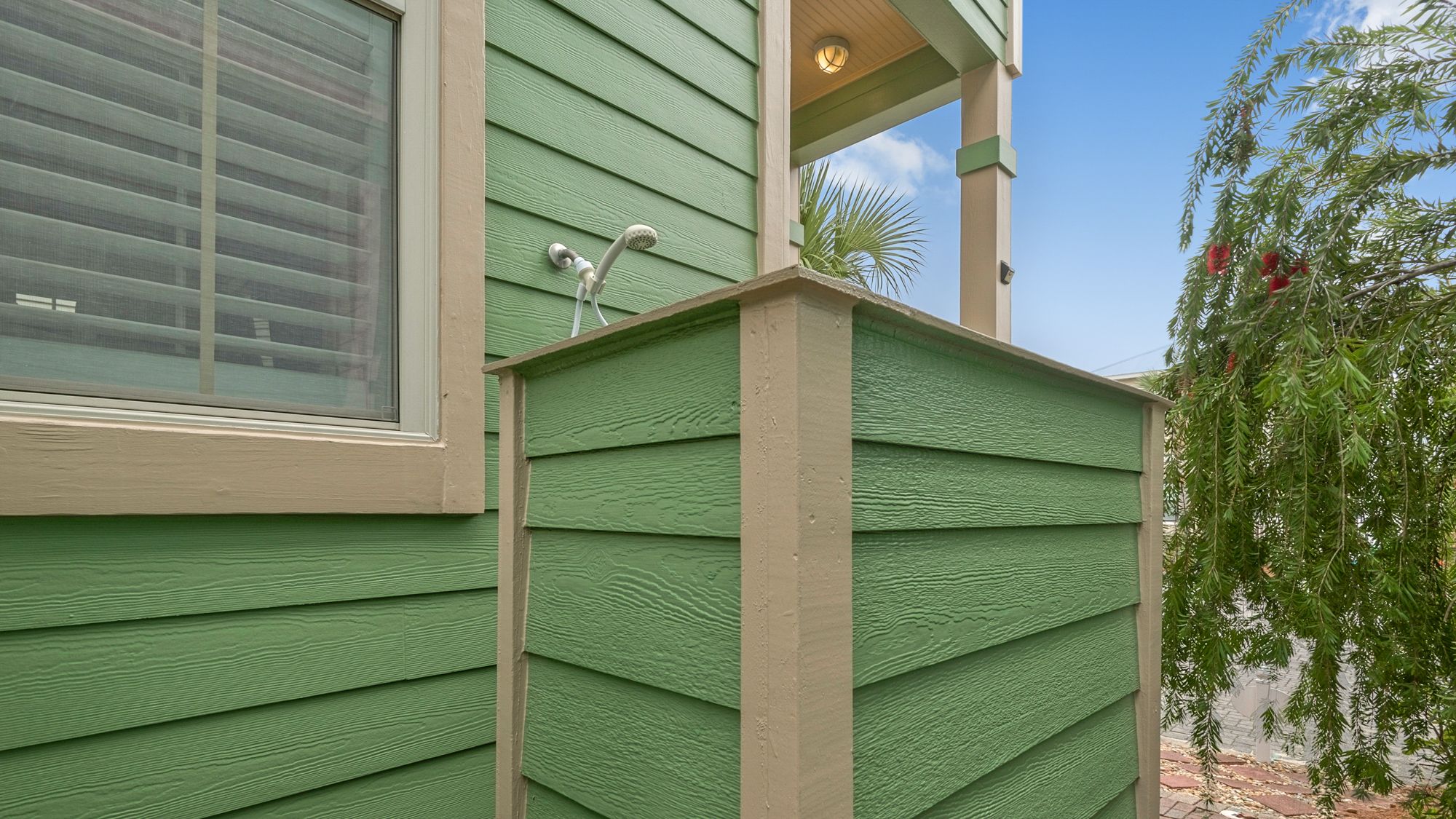 Breeze Outdoor Shower