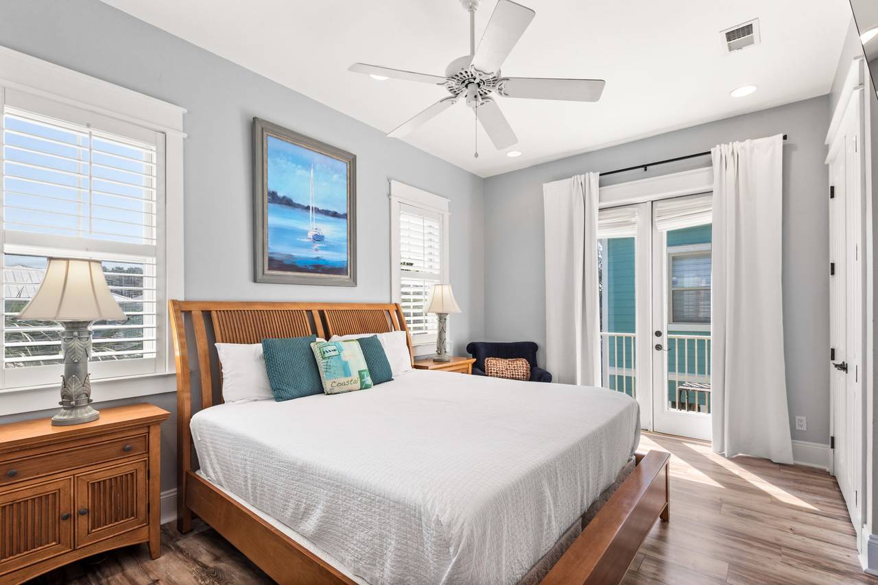 BREEZE - Master Bedroom BREEZE - Master Bedroom