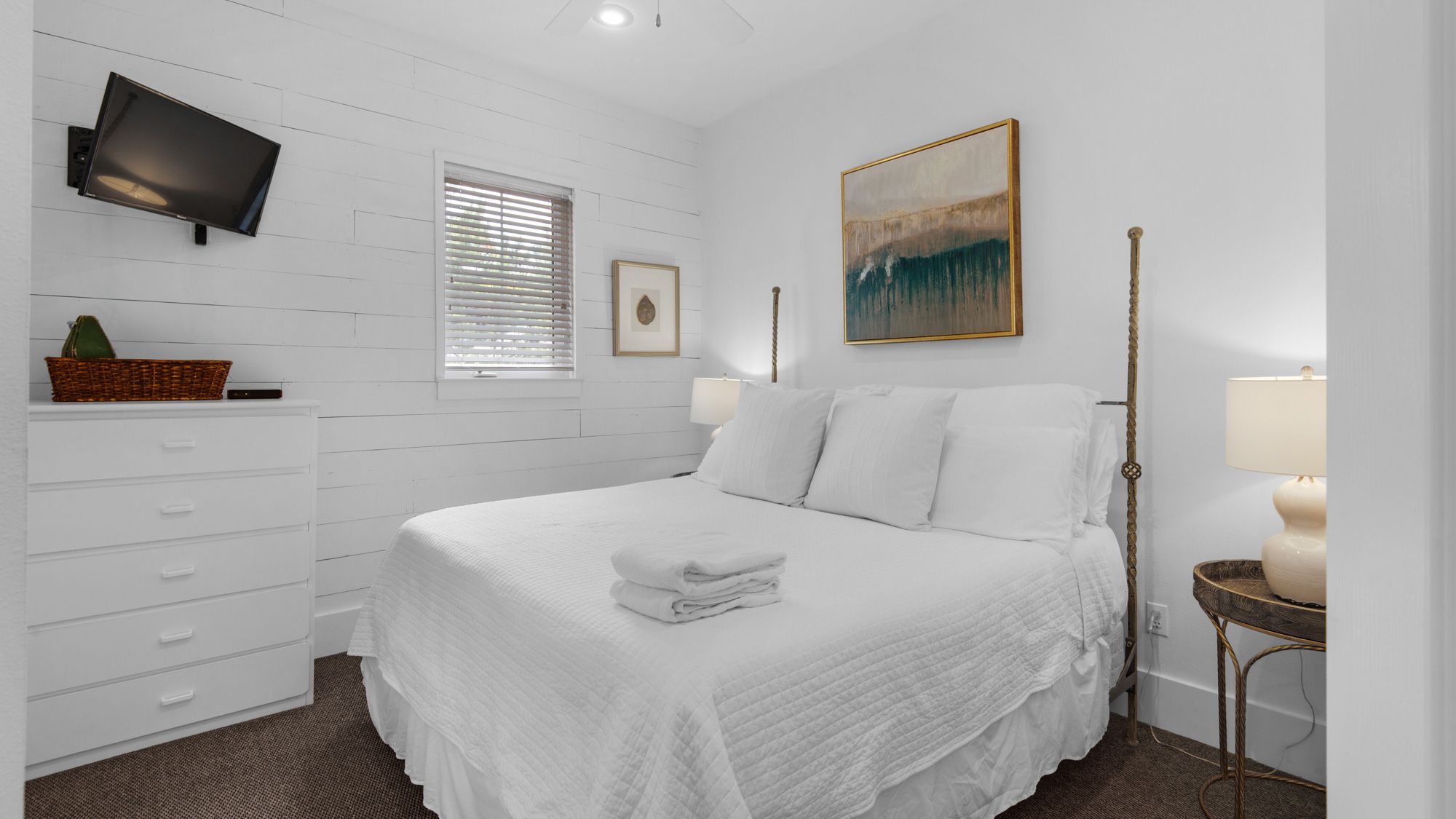 139 N Ryan St - 2nd Floor Bedroom