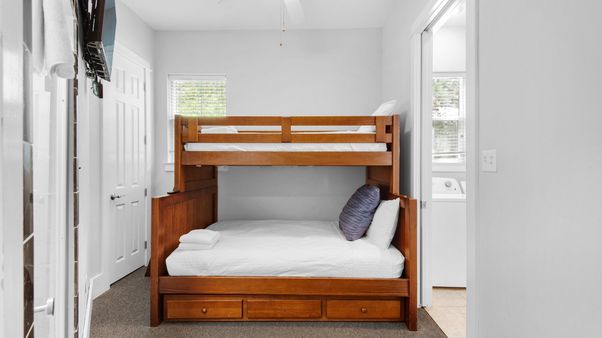 139 N Ryan St - Bunk area