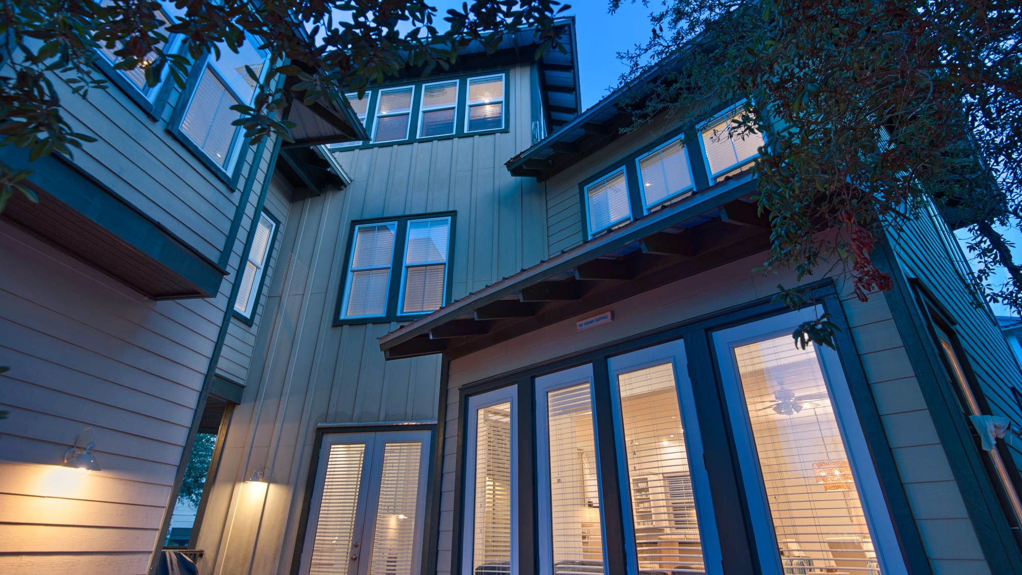 139 N Ryan St - Twilight Shot