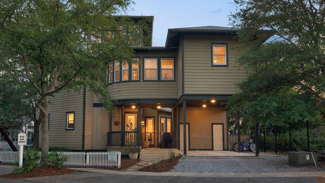 139 N Ryan St - Twilight Shot 139 N Ryan St - Twilight Shot