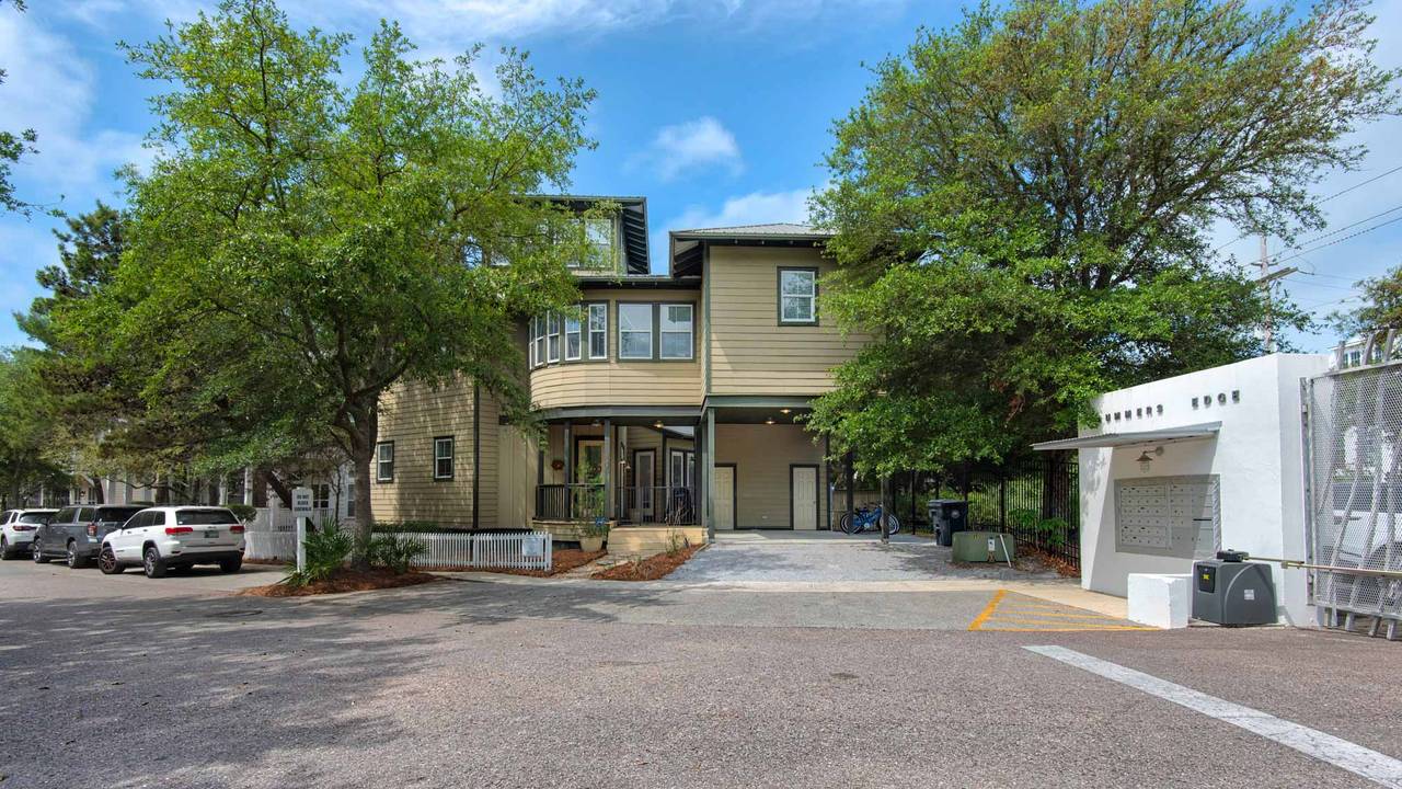 139 N Ryan St - Exterior 139 N Ryan St - Exterior