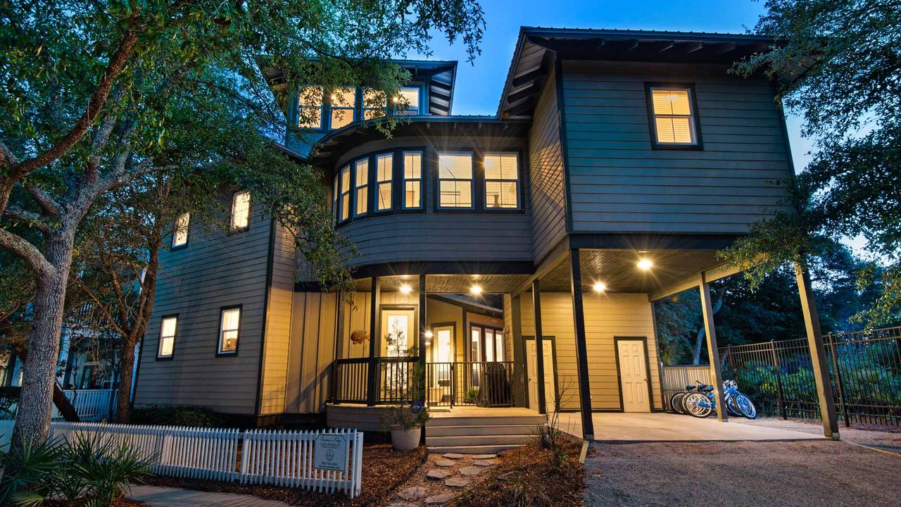 139 N Ryan St - Twilight Shot 139 N Ryan St - Twilight Shot