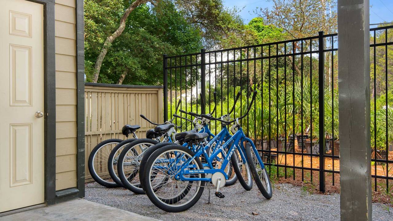 139 N Ryan St - Bikes 139 N Ryan St - Bikes