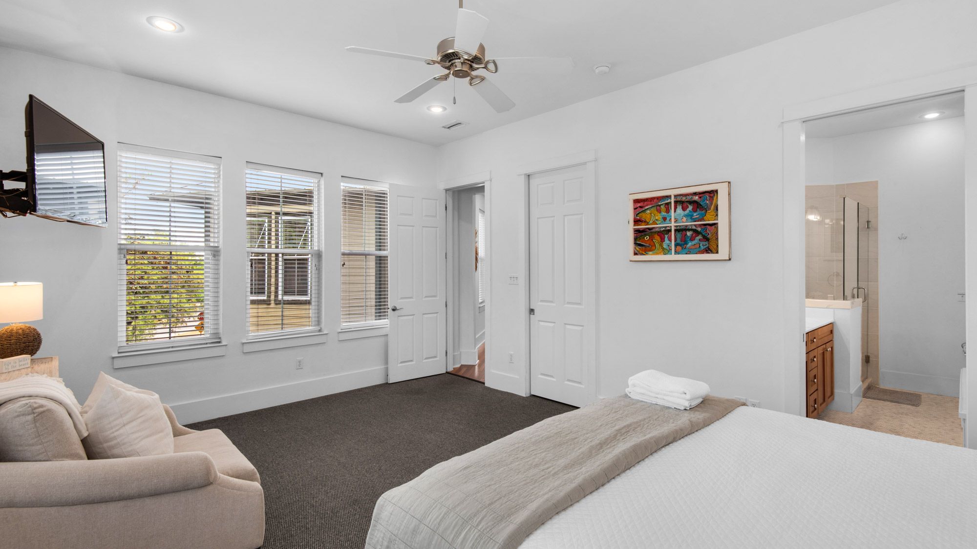 139 N Ryan St - 2nd Floor Bedroom 