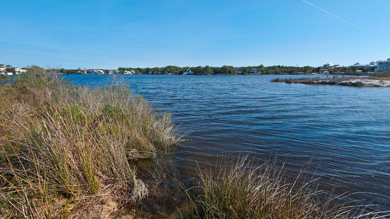 Eastern Lake Eastern Lake