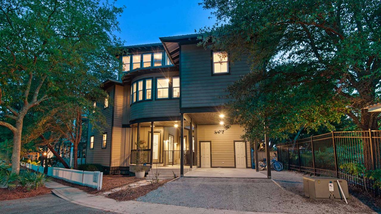 139 N Ryan St - Twilight Shot 139 N Ryan St - Twilight Shot