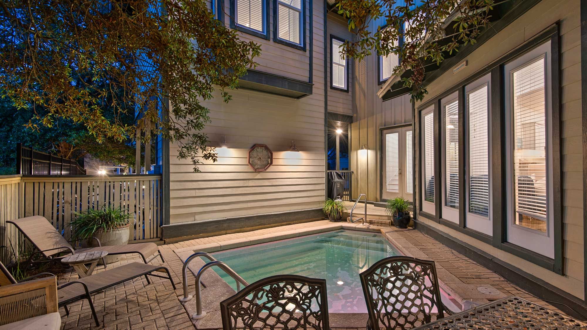 139 N Ryan St - Twilight Shot