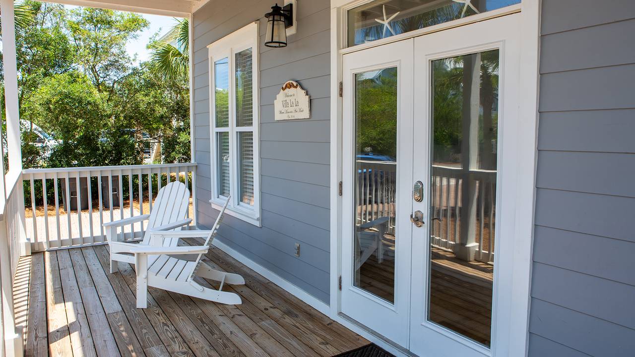 Villa La La Front Porch Villa La La Front Porch