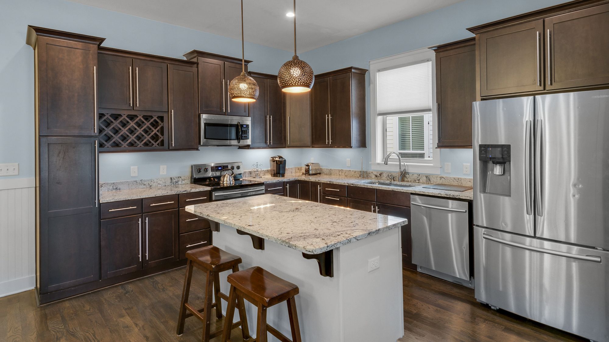 Green Flag Day: Kitchen and Dining