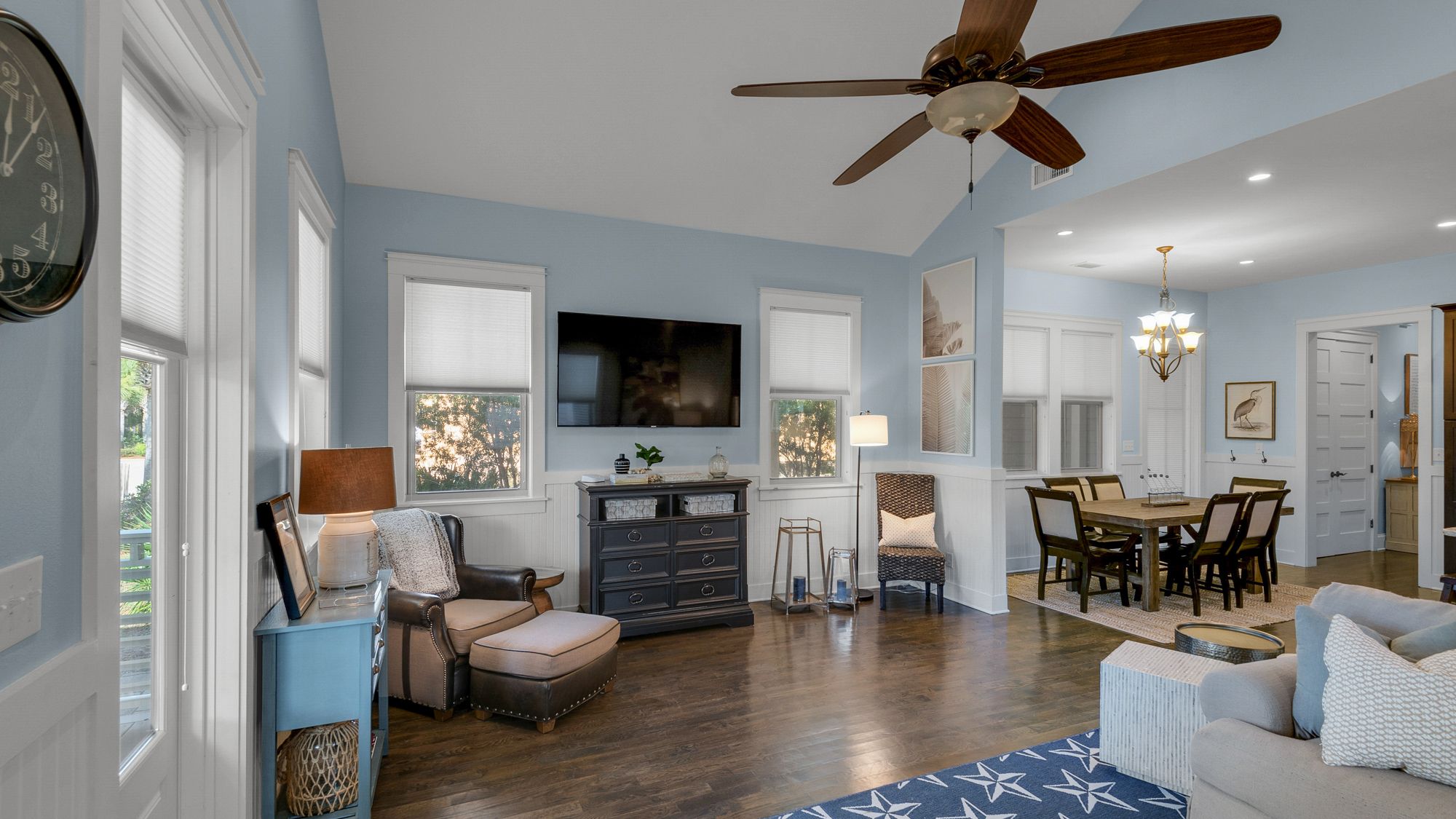 Green Flag Day: Main Living Area