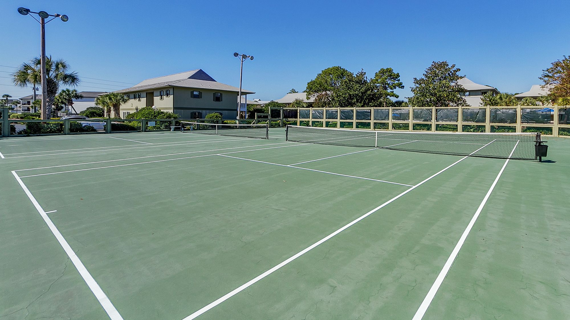 Beachwood Villas Amenities & Grounds