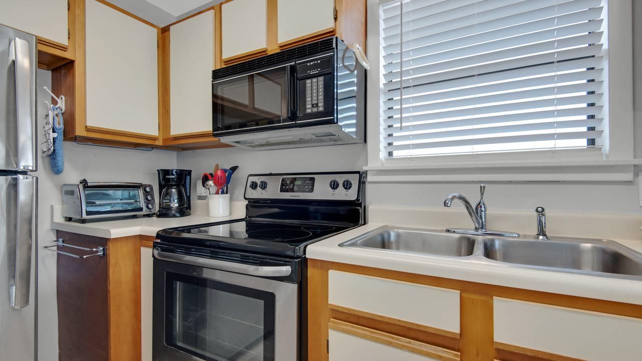 Beachwood Villas 12I Kitchen Beachwood Villas 12I Kitchen