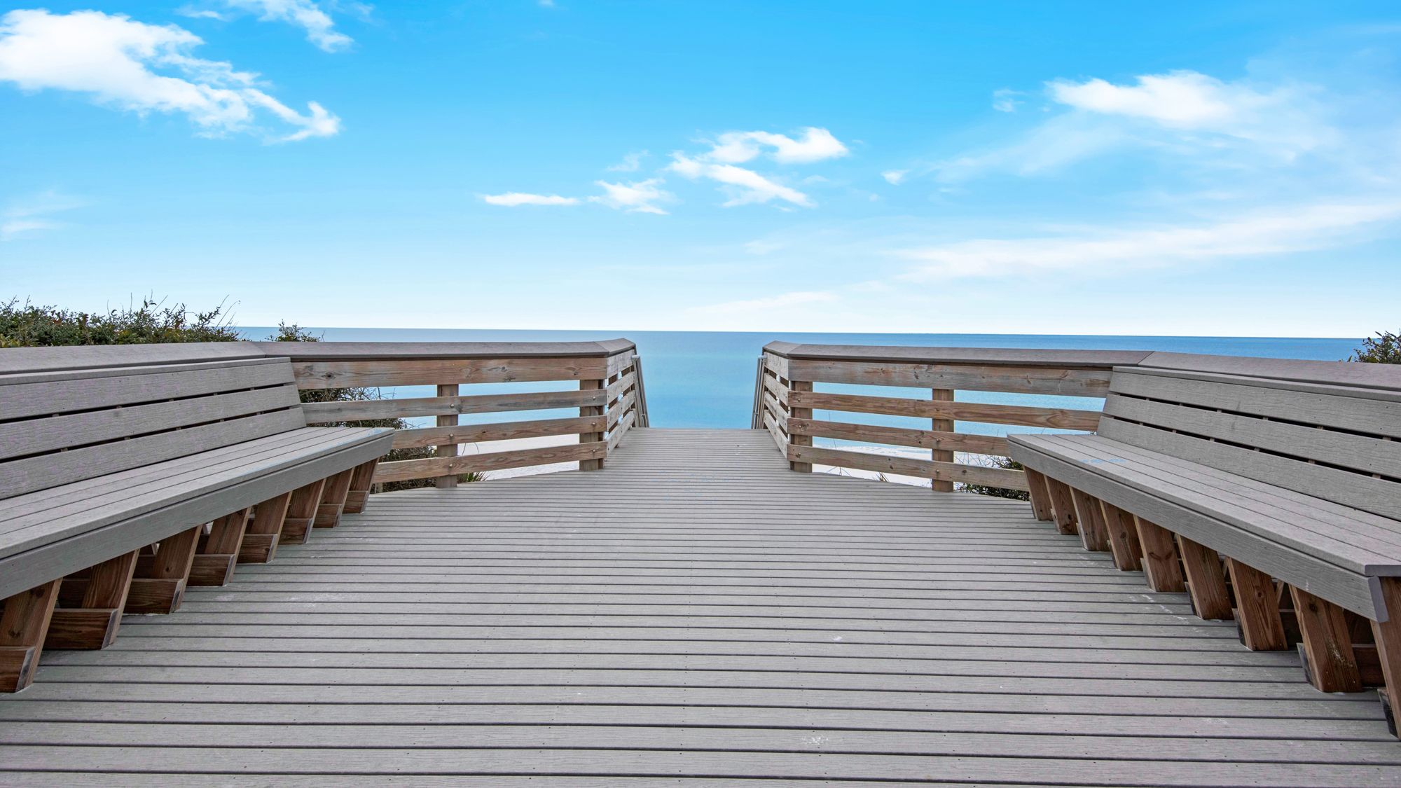 Pelayo Beach Access Just 2 minutes from Making Memories