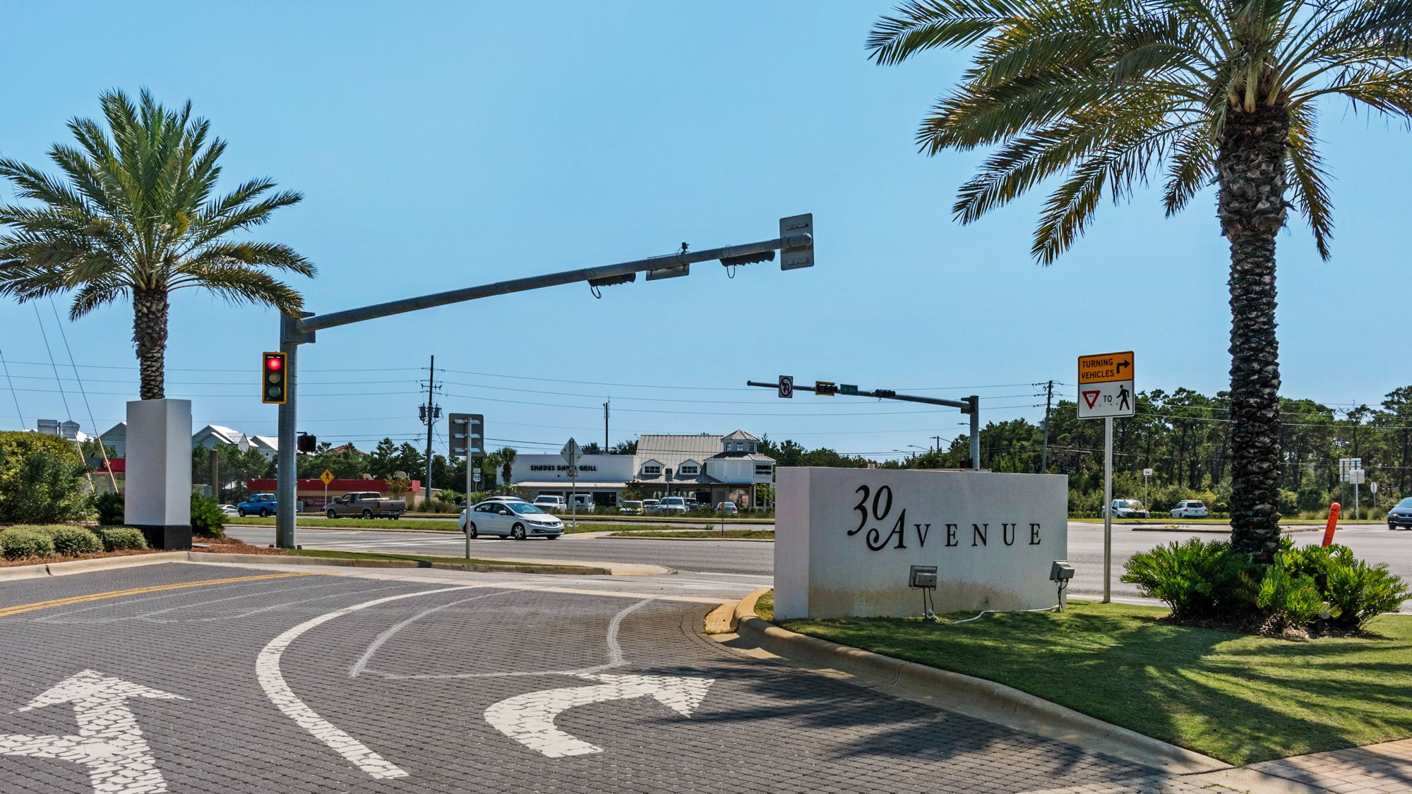 30Avenue Grounds & Amenities30Avenue Grounds & Amenities