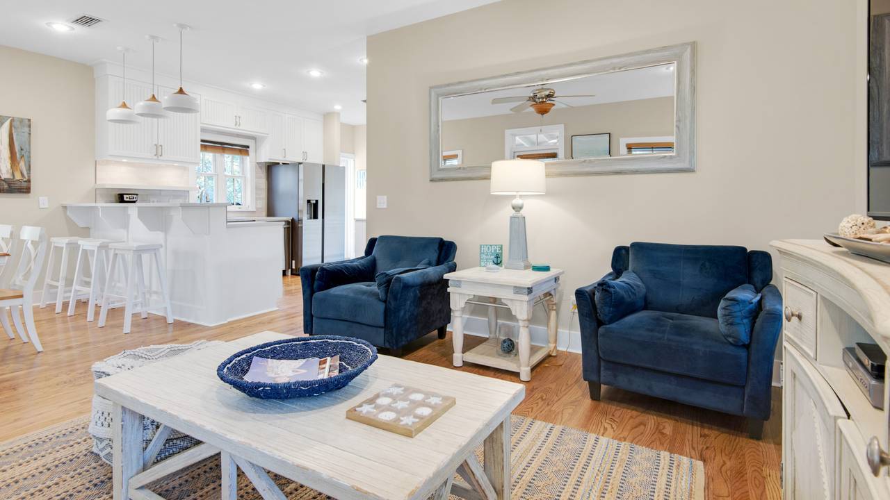 By The Wave Living Room By The Wave Living Room