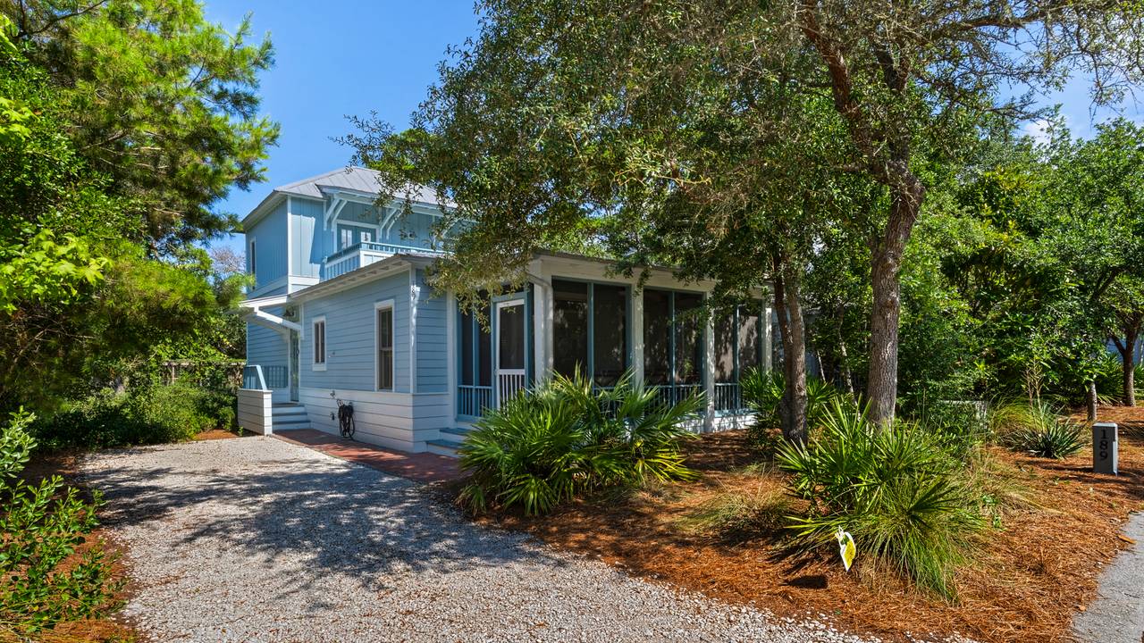 By The Wave Exterior By The Wave Exterior