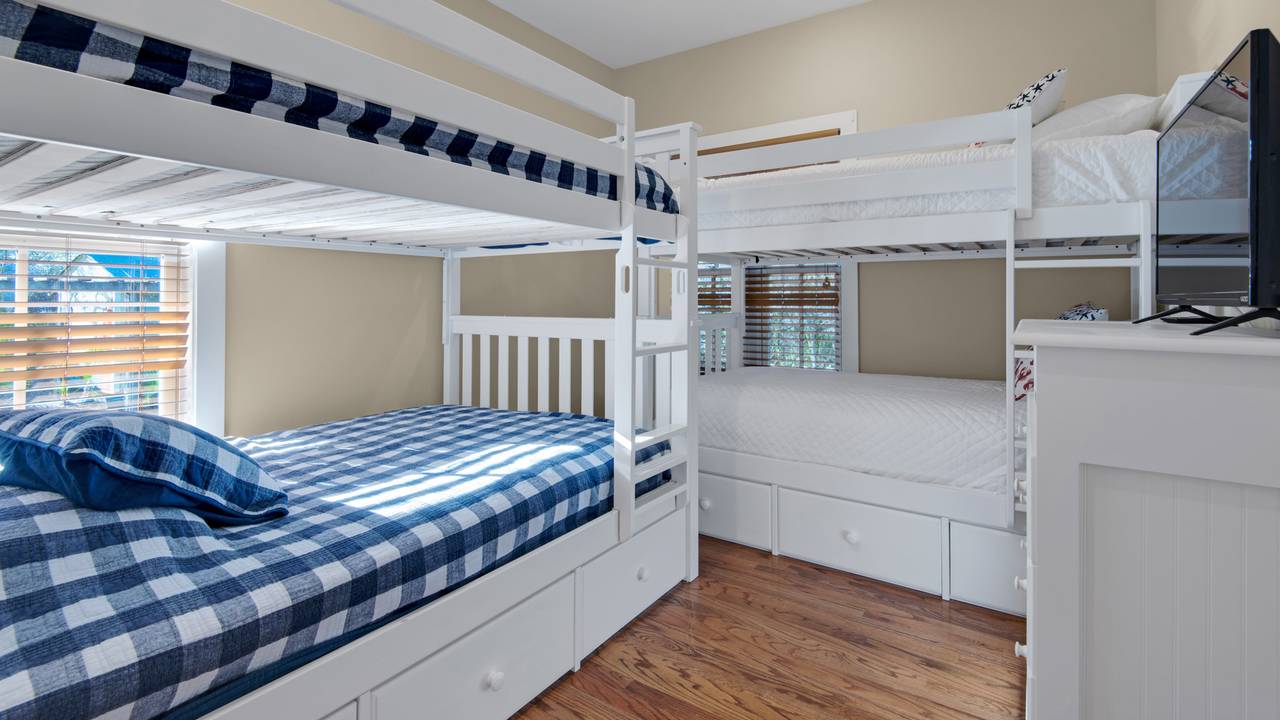 By The Wave, Bedroom 2 with Twin Bunk and Full Bunk, 1st Floor By The Wave, Bedroom 2 with Twin Bunk and Full Bunk, 1st Floor