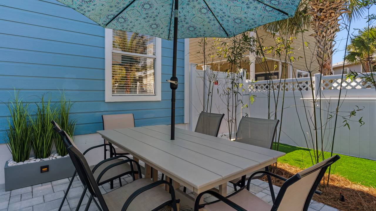 BLPIN Exterior BLPIN Exterior