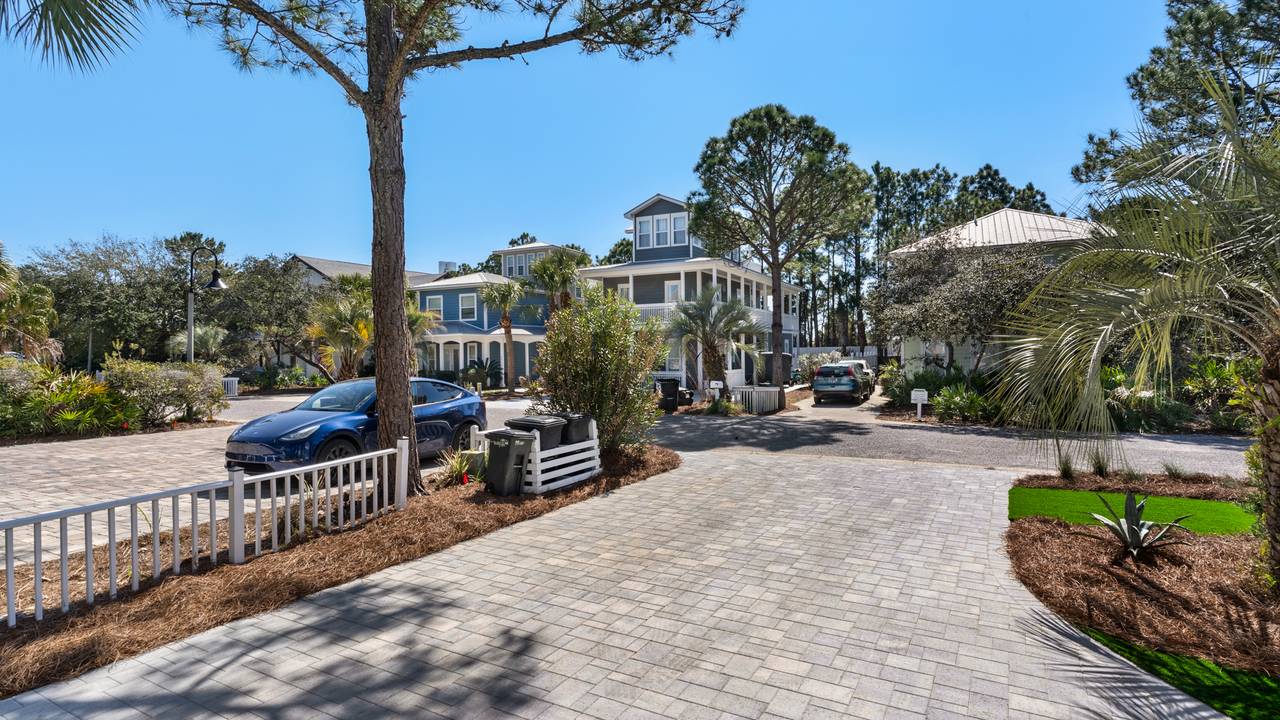 BLPIN Exterior BLPIN Exterior