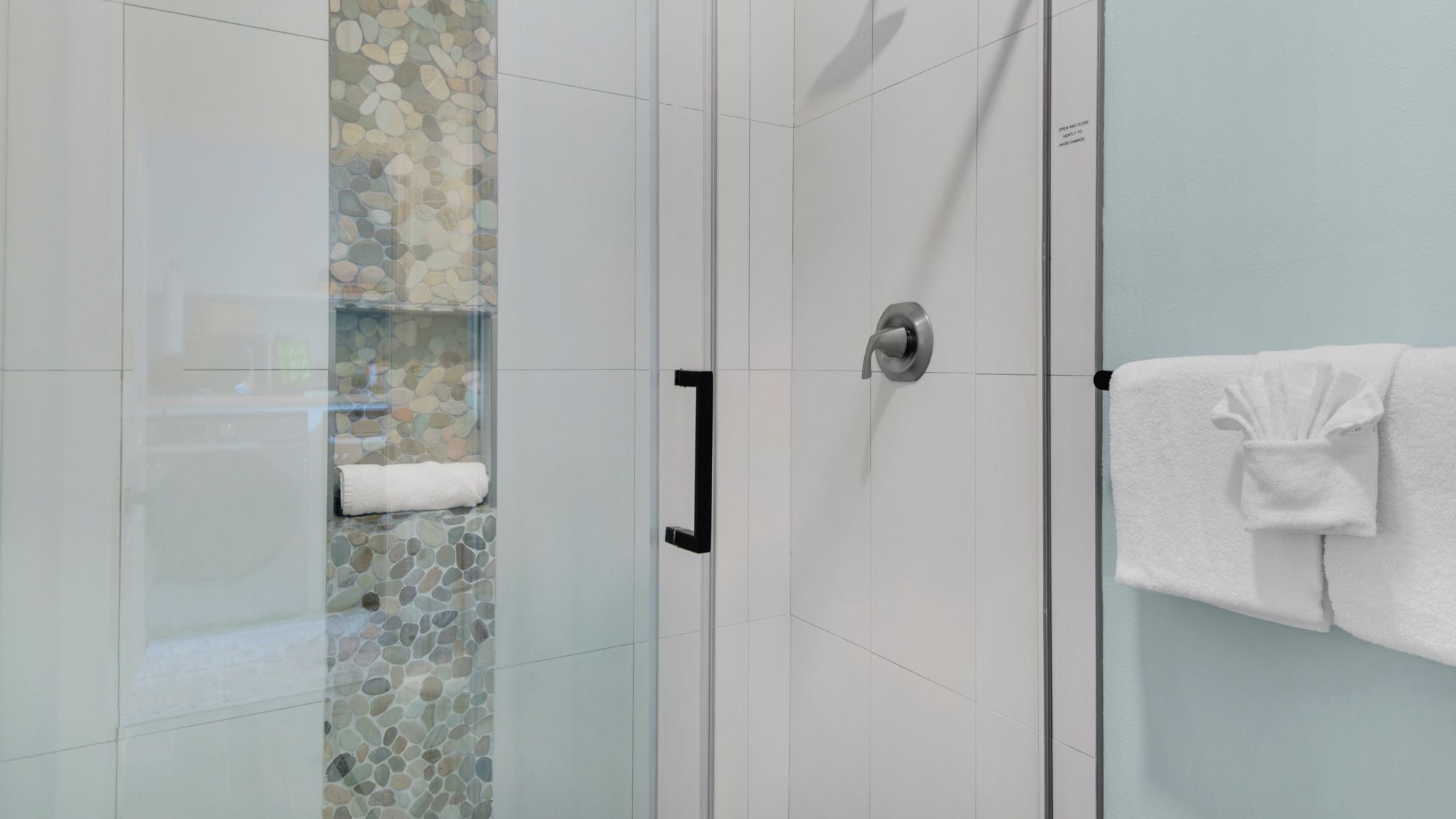 BLPIN Private bathroom