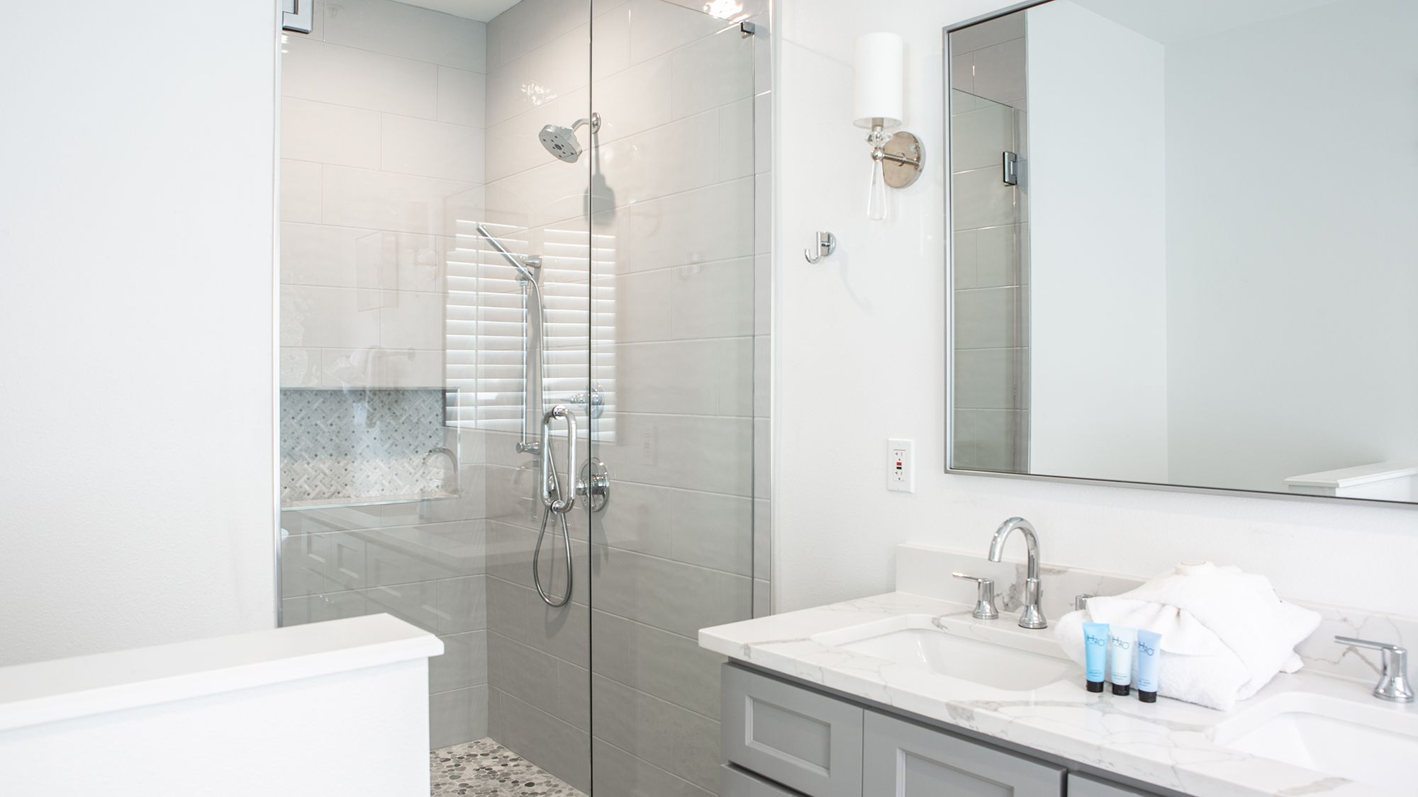 Monterey C301 Master Bathroom