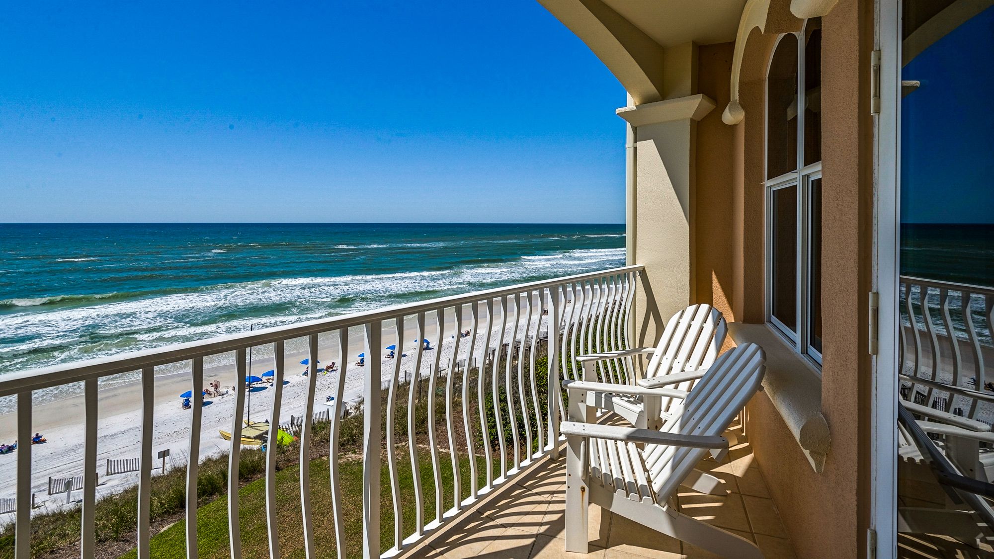 Monterey C301 Balcony and Views