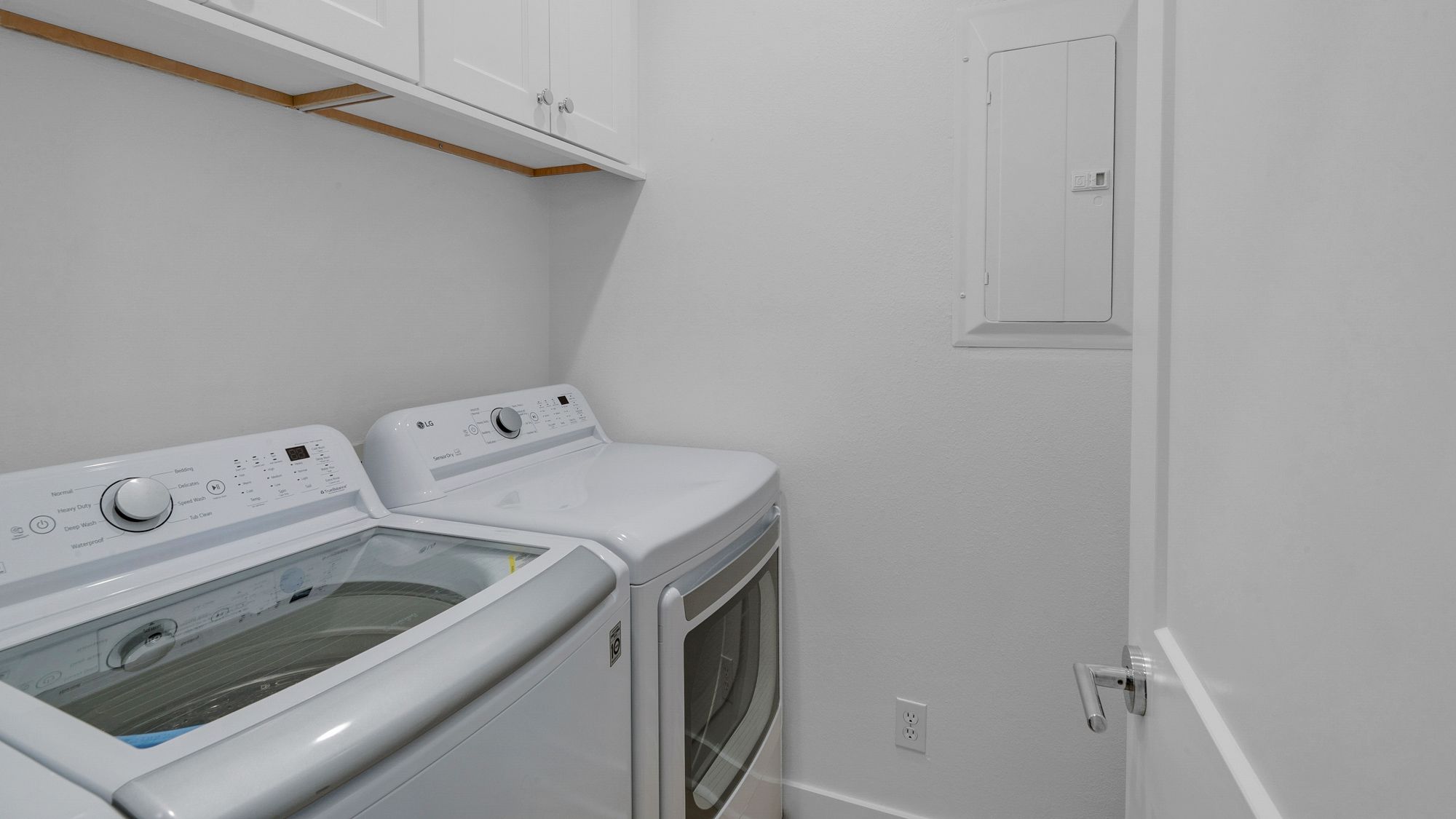 Monterey C301 Laundry