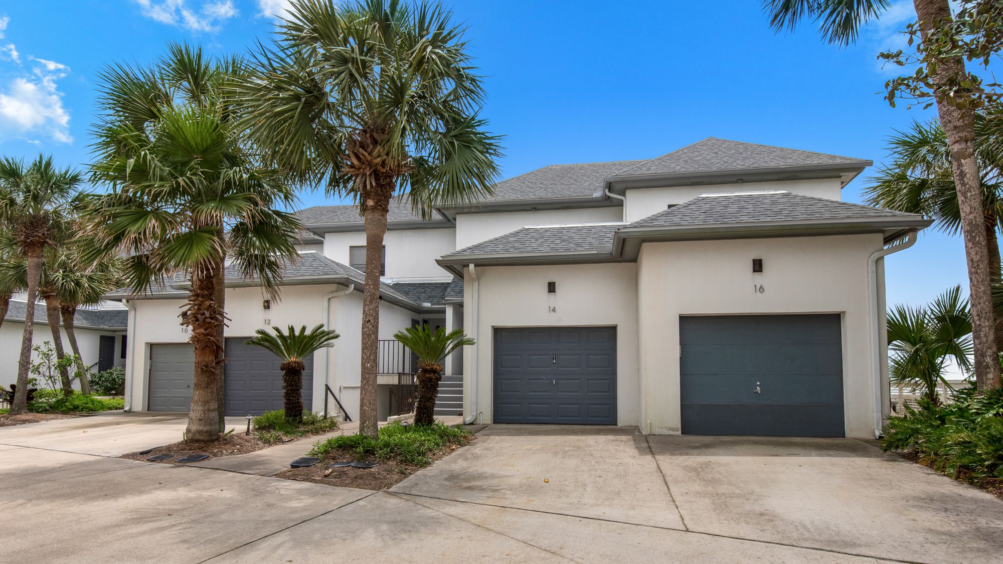 Emerald Hill 13 Exterior