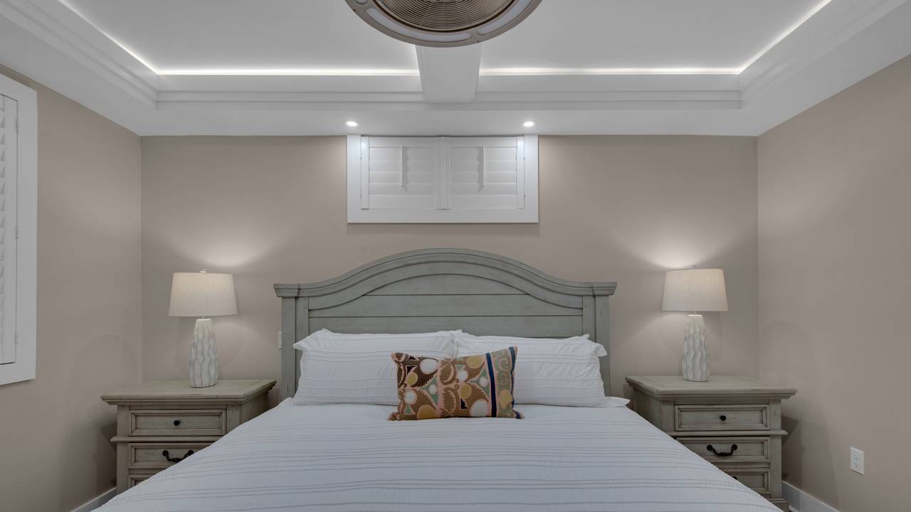 Emerald Hill 13 King Bedroom Emerald Hill 13 King Bedroom