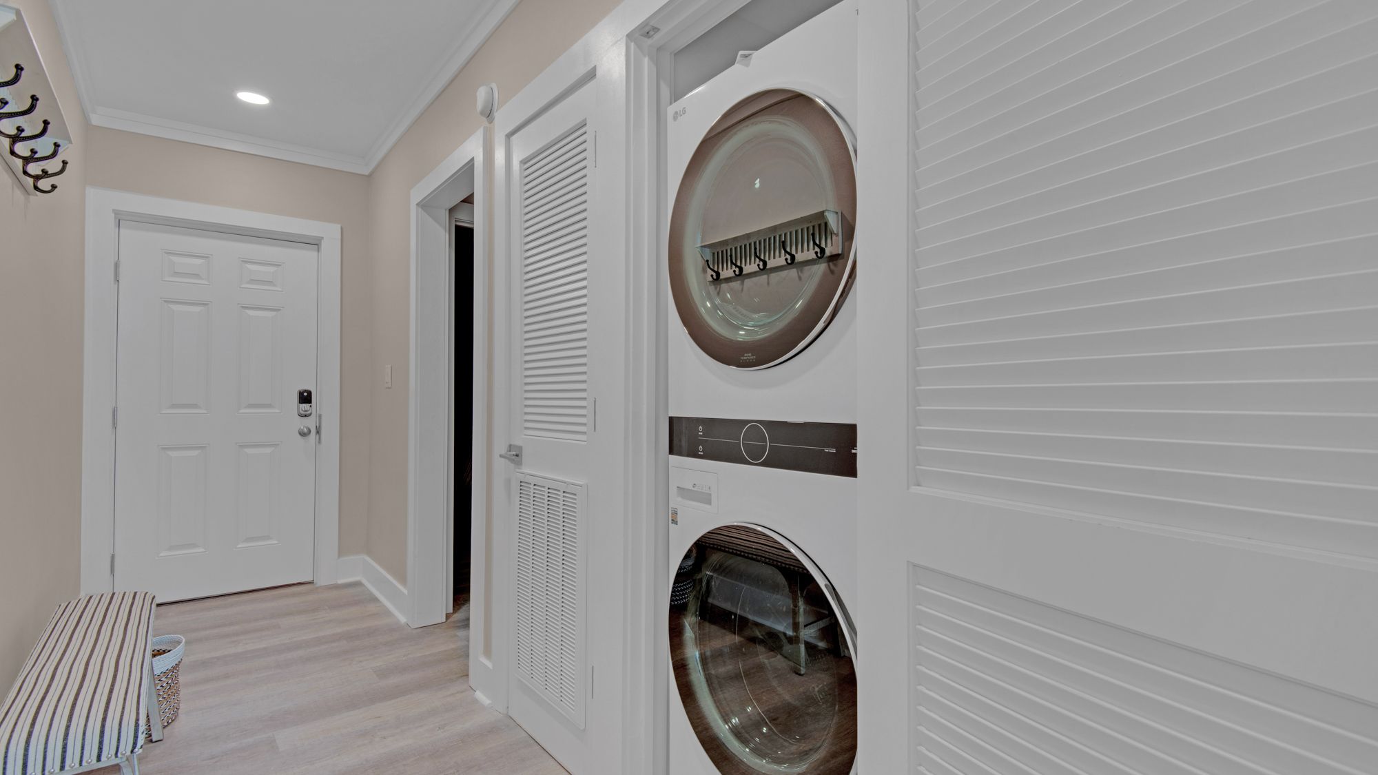 Emerald Hill 13 Laundry