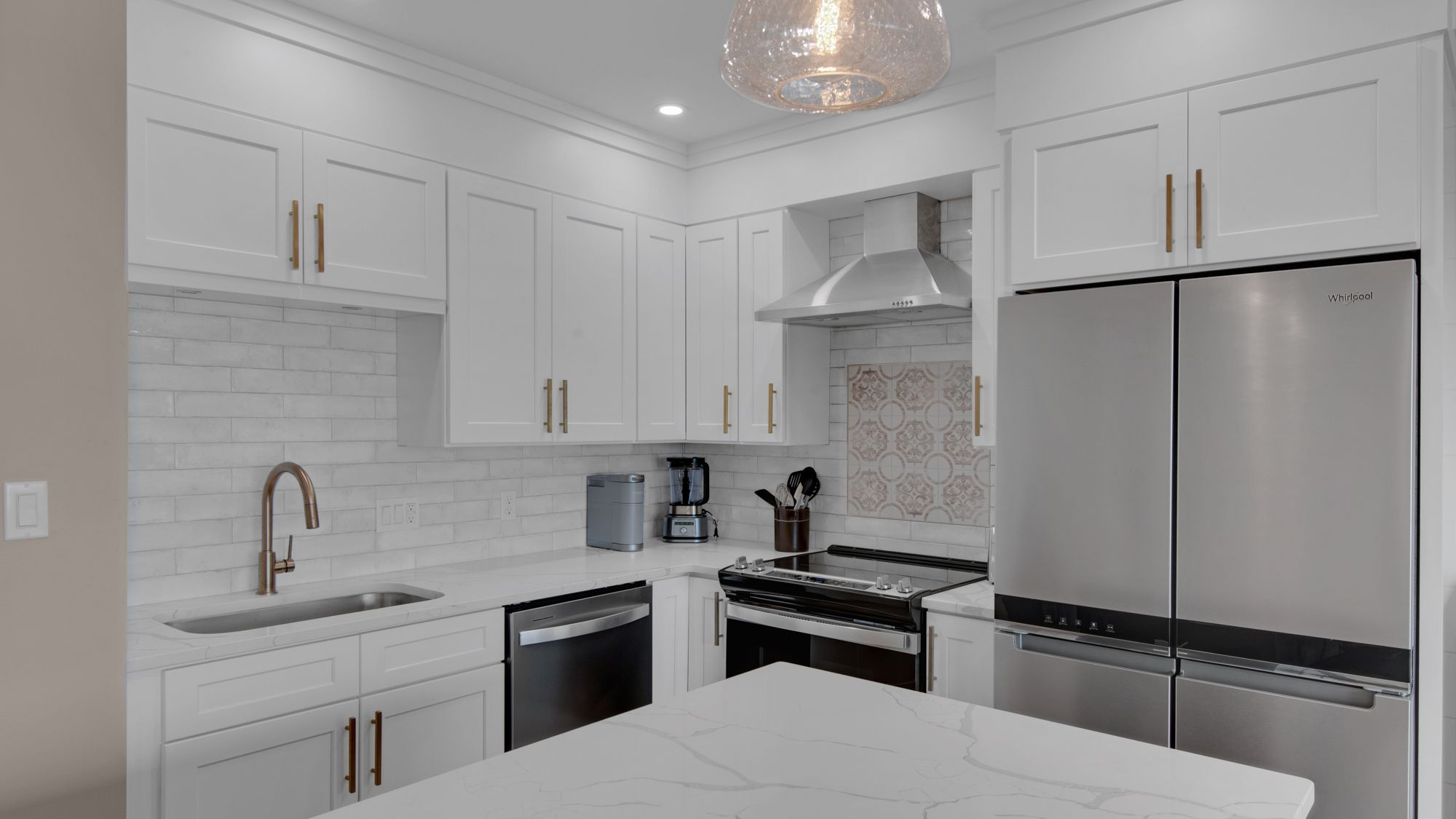 Emerald Hill 13 Kitchen