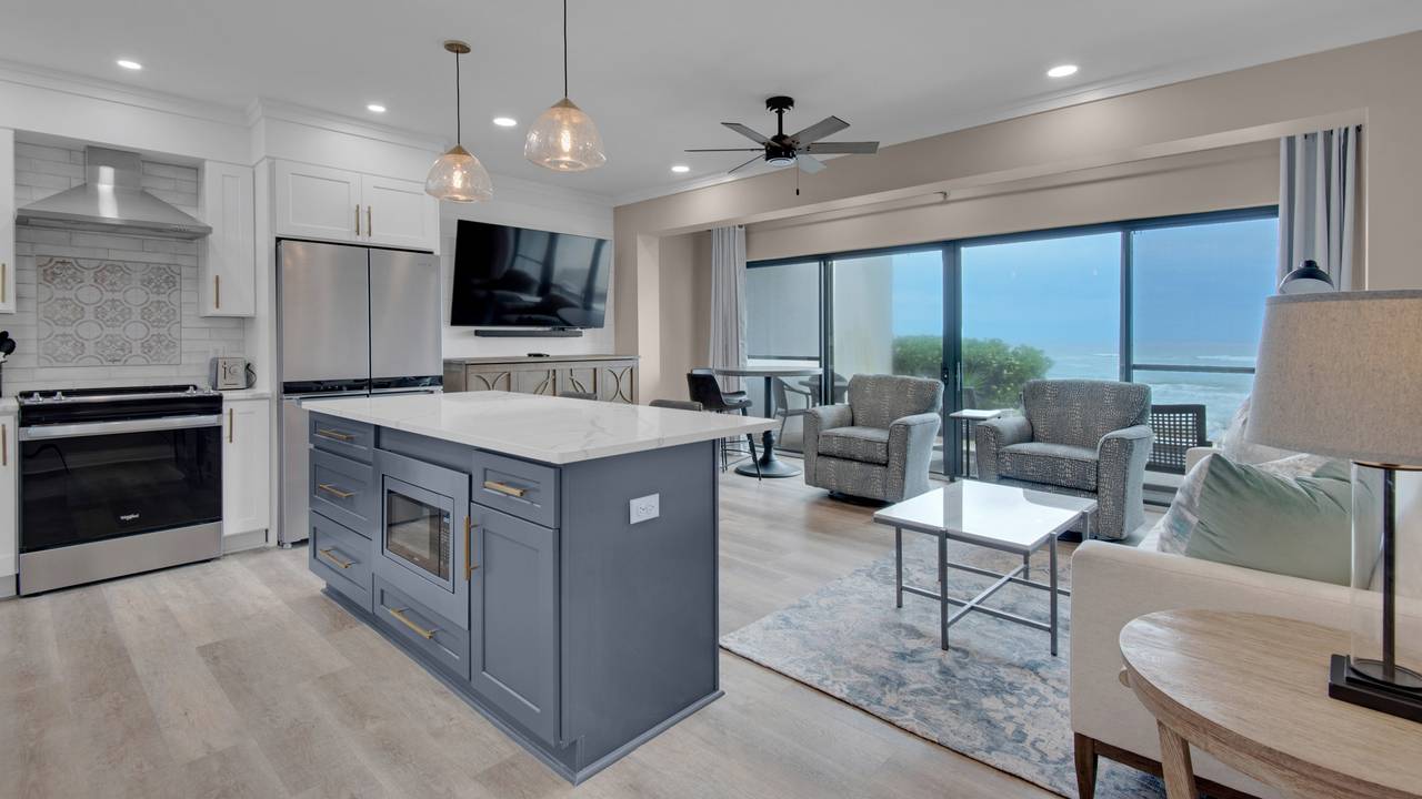 Emerald Hill 13 Main Living Space and Gulf Views Emerald Hill 13 Main Living Space and Gulf Views