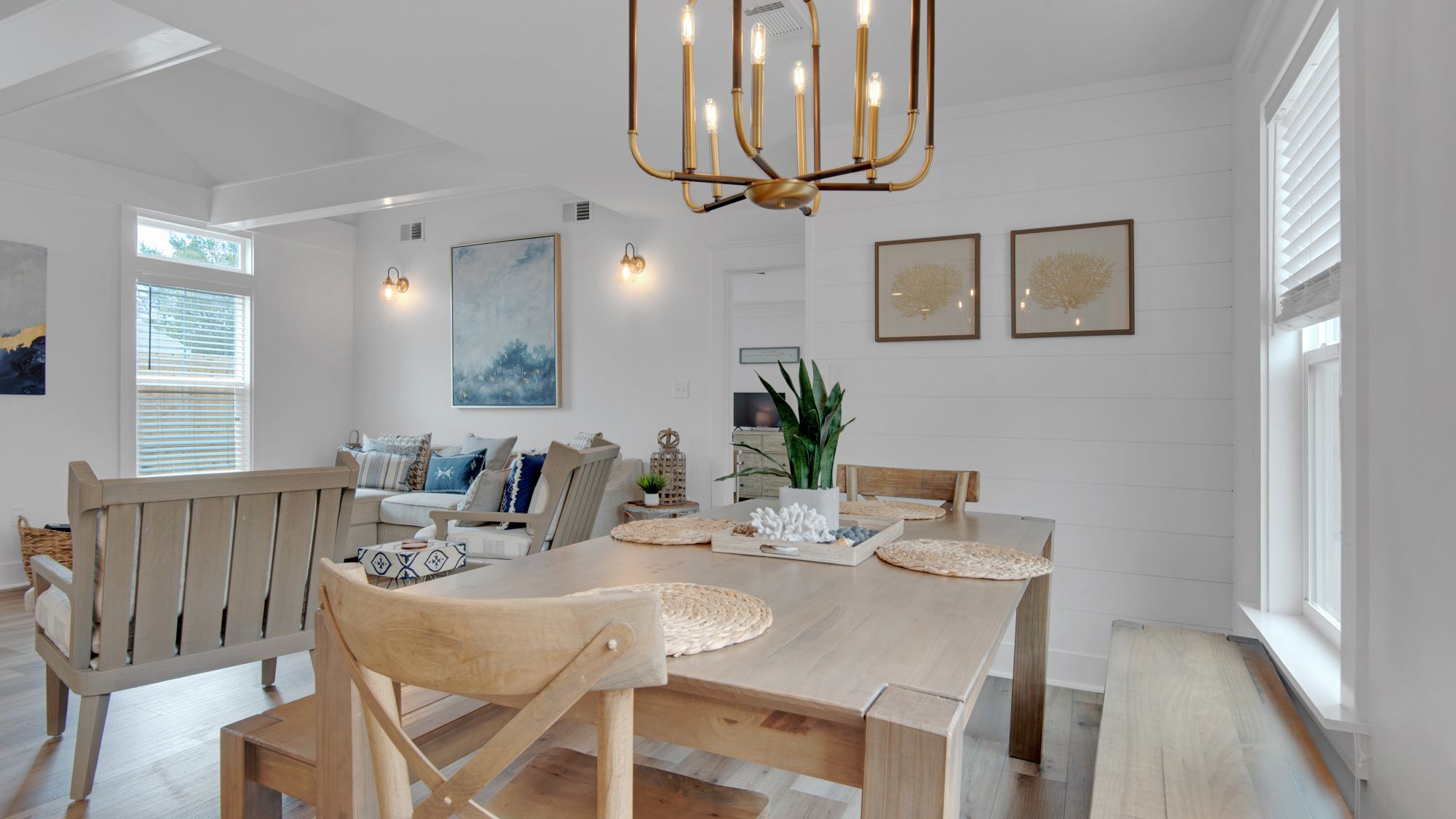 65 Brown Street Dining Area