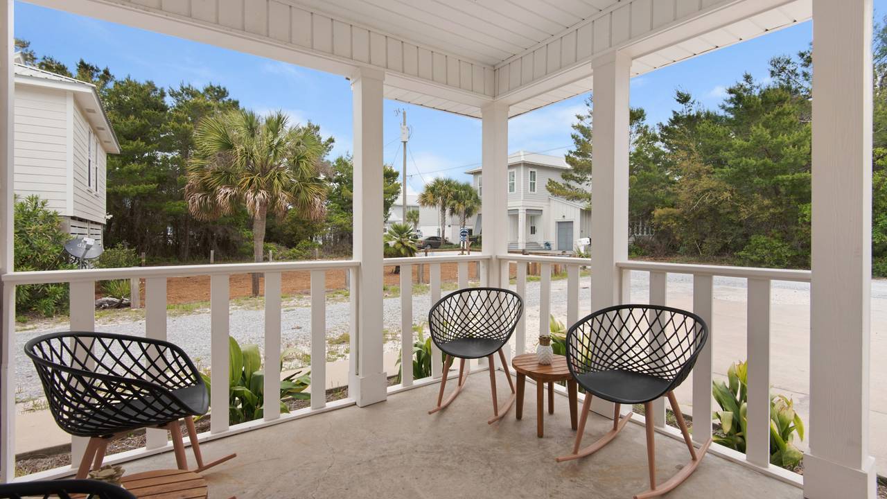 65 Brown Street Front Porch 65 Brown Street Front Porch