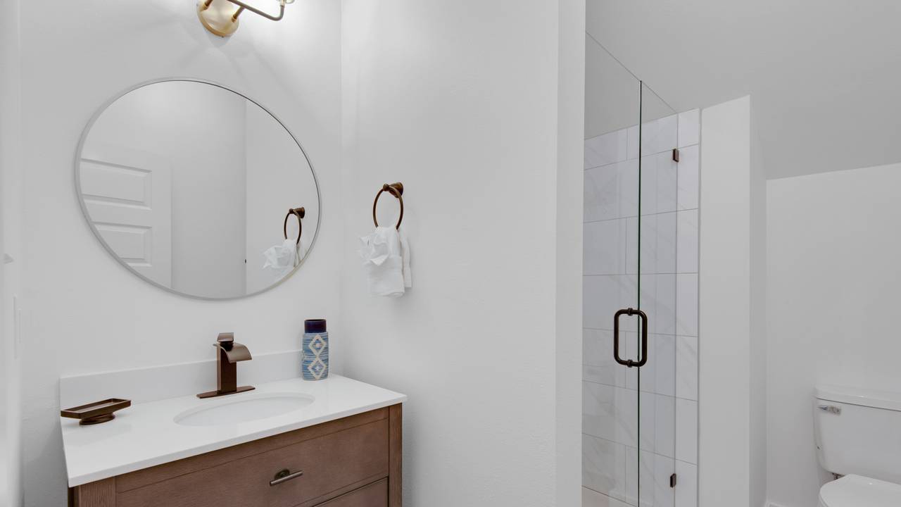 65 Brown Street 2nd Floor Private Bathroom 65 Brown Street 2nd Floor Private Bathroom