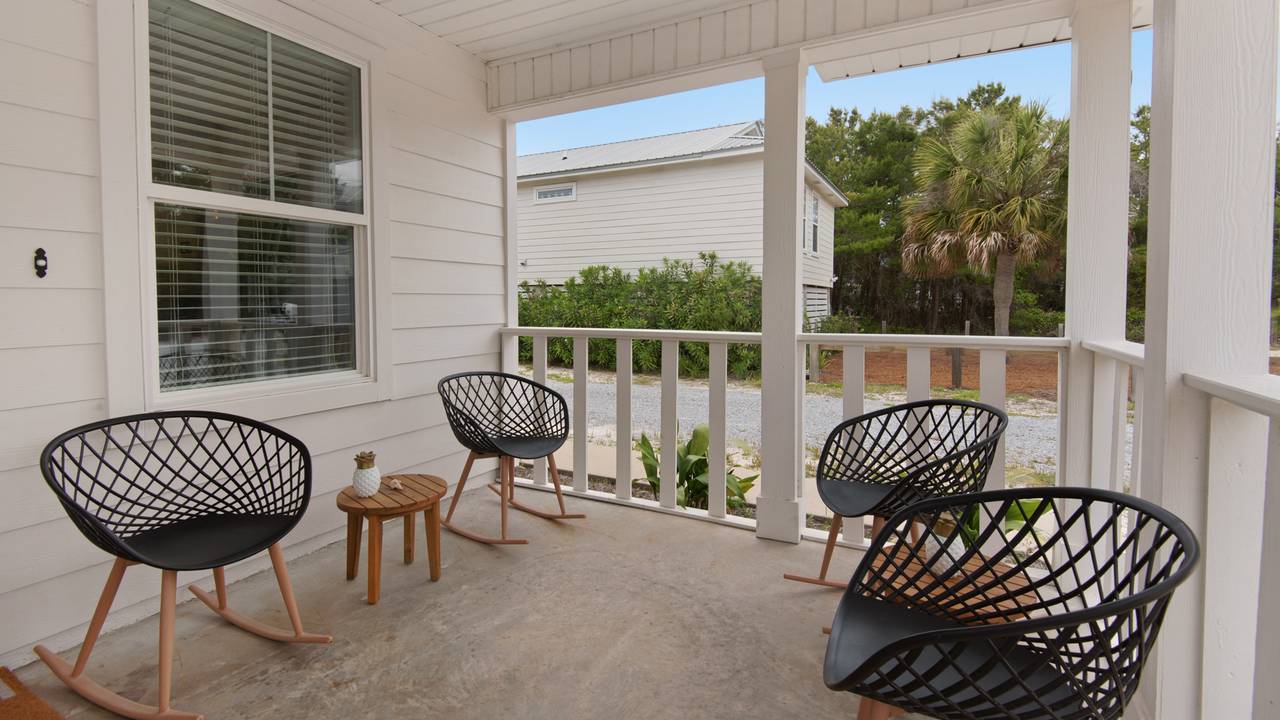 65 Brown Street Front Porch 65 Brown Street Front Porch