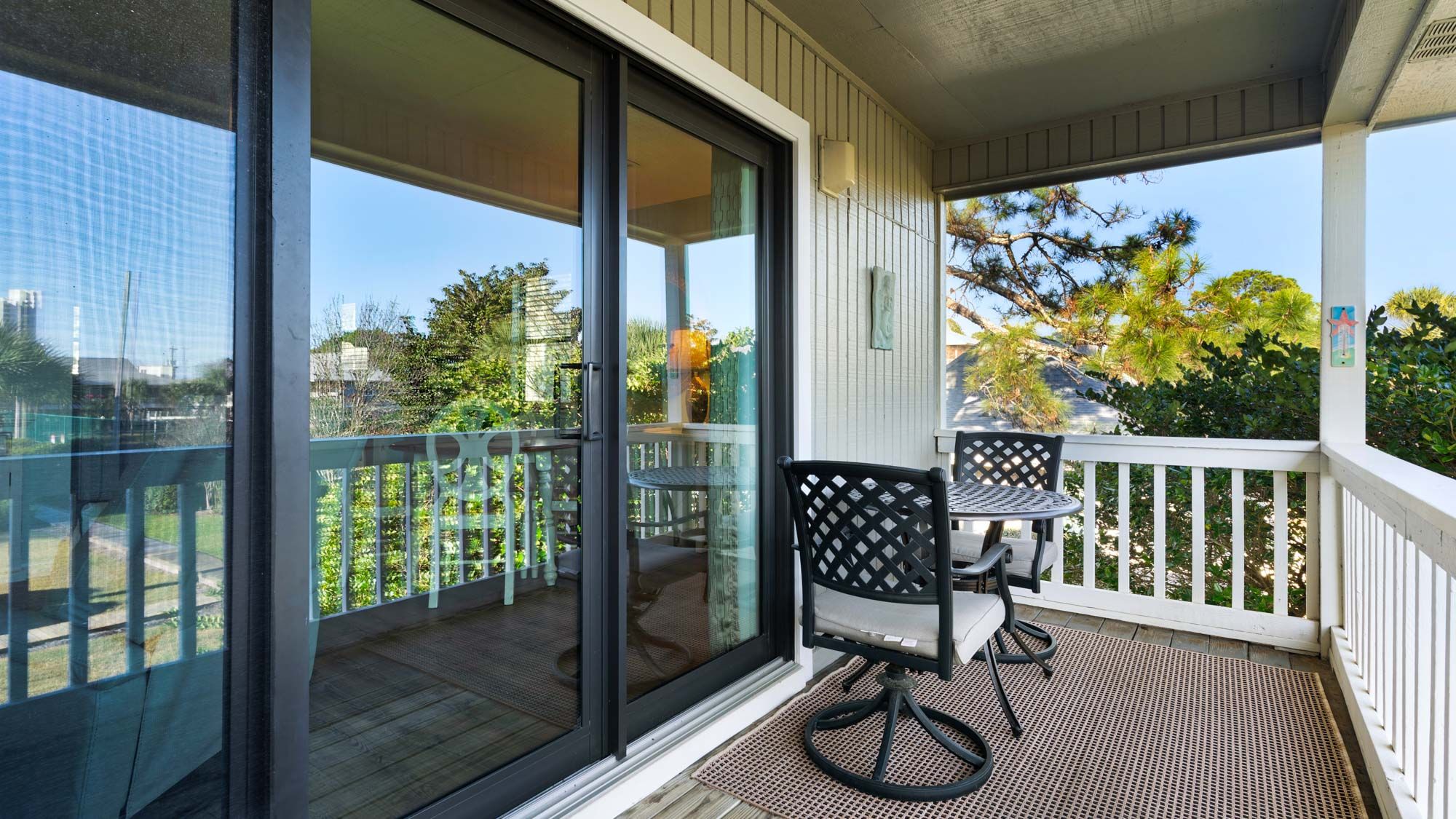 Beachwood Villas 1H - Balcony