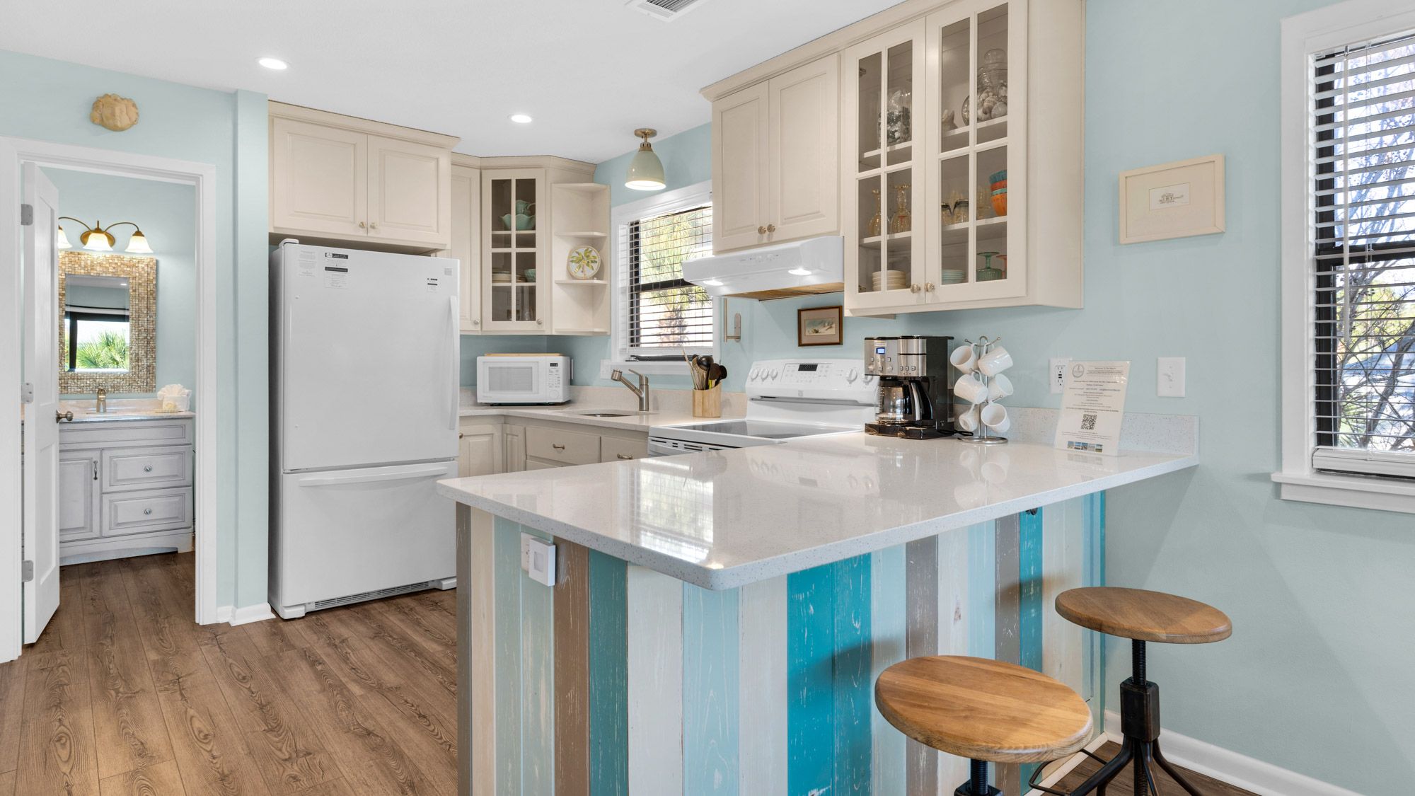 Beachwood Villas 1H - Kitchen Area