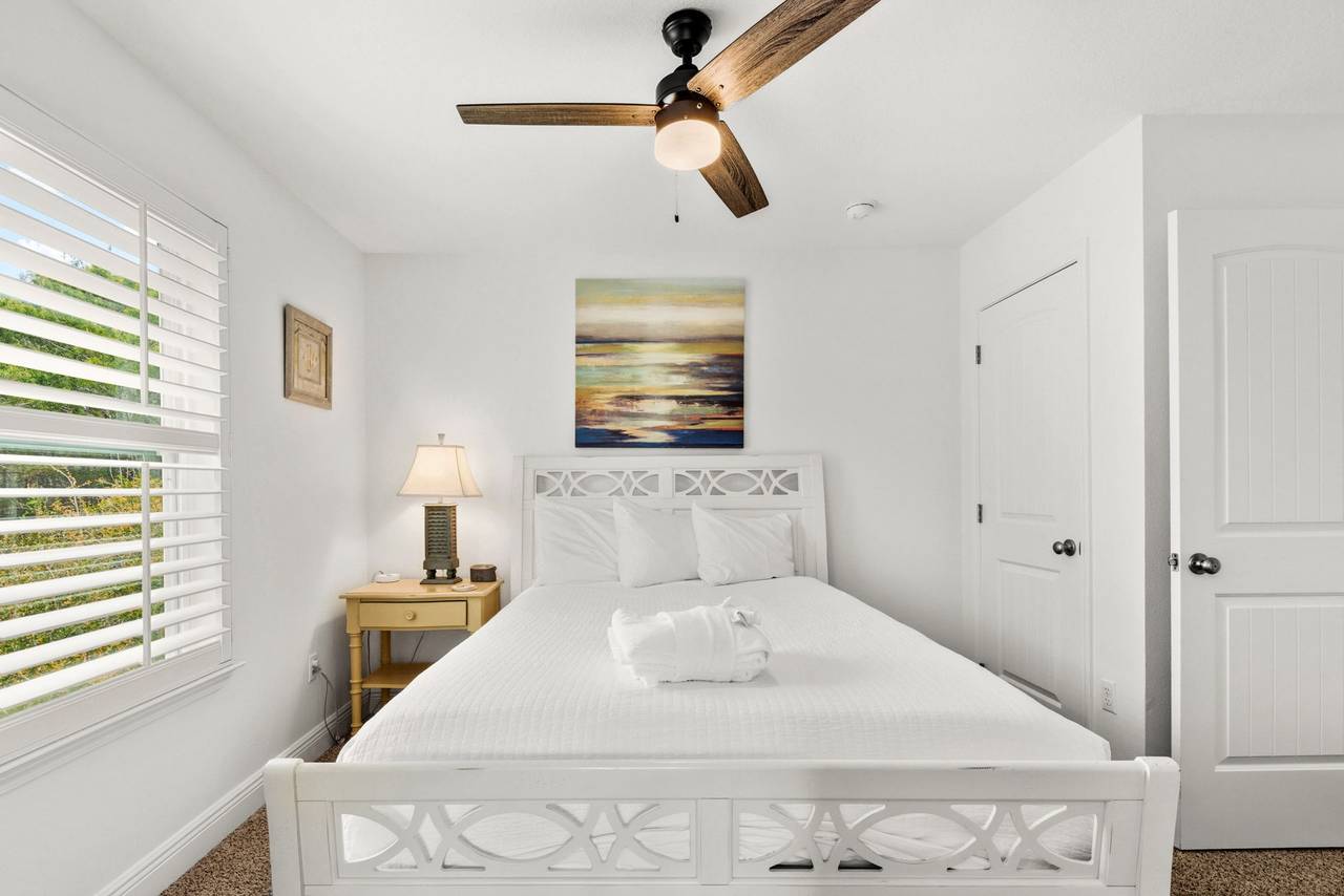 Blue Mar - Guest bedroom 2 Blue Mar - Guest bedroom 2
